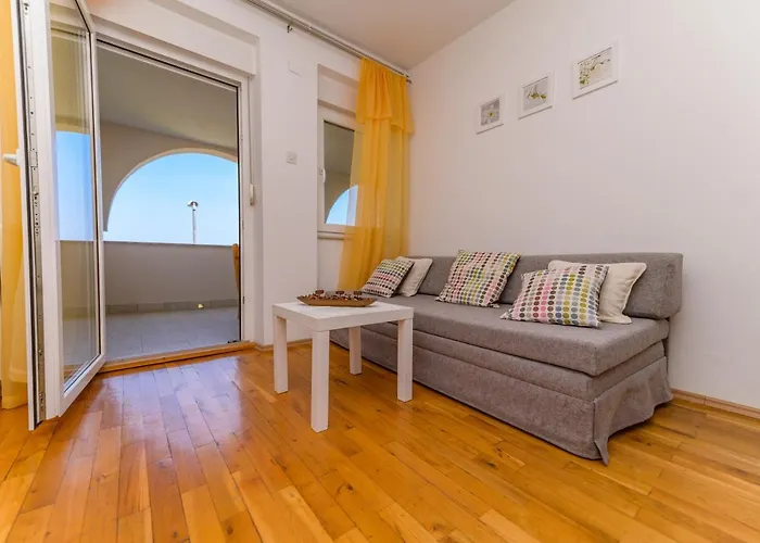 Danica 아파트 말리로시니